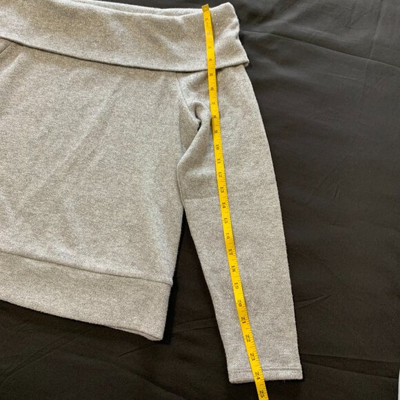 NWT. WHBM Long Sleeve Silver Sweater. Glittery. Off Shoulder. Women. Size XL - Picture 4 of 15